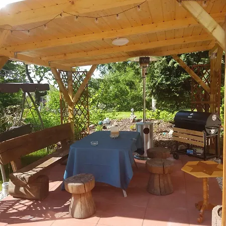 Haus Am Sachsenring דירה *